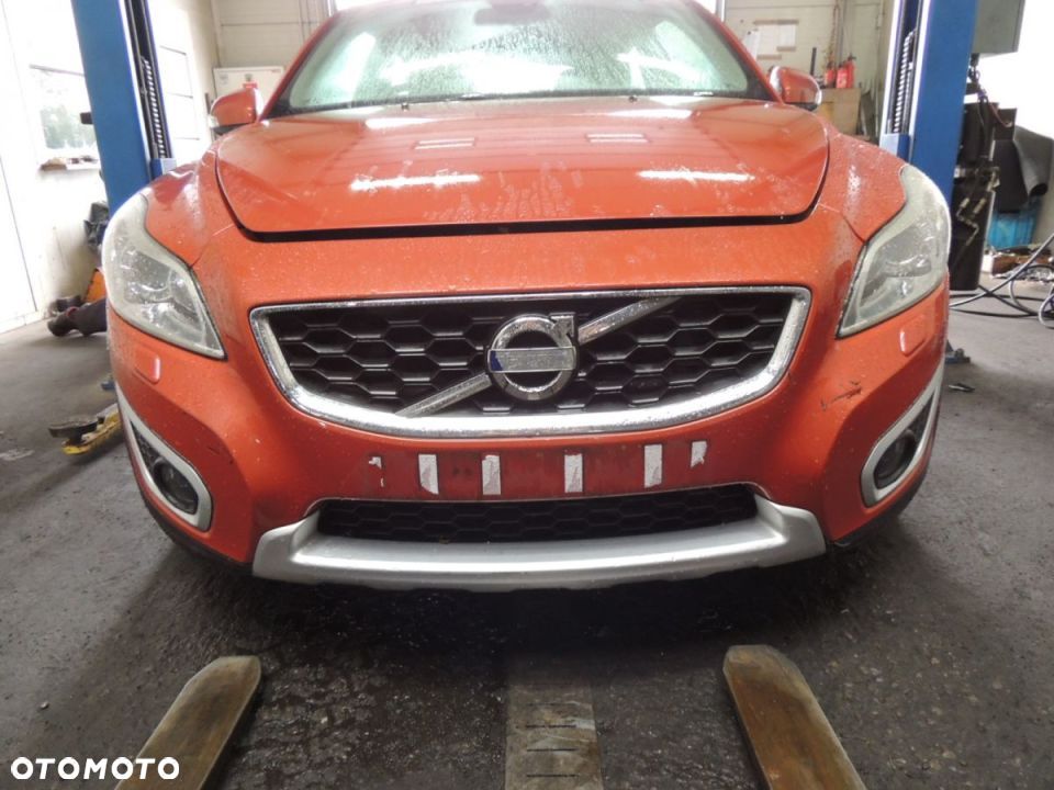 Wzmocnienie zderzaka przód VOLVO C30 lift '10 2.0D - 1