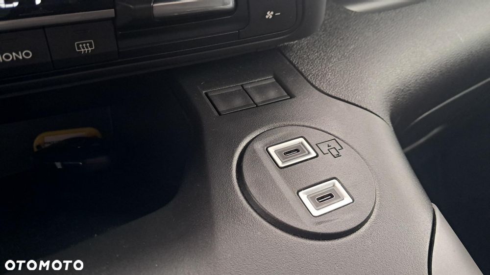Toyota Proace City Verso 1.5 D-4D VIP - 30