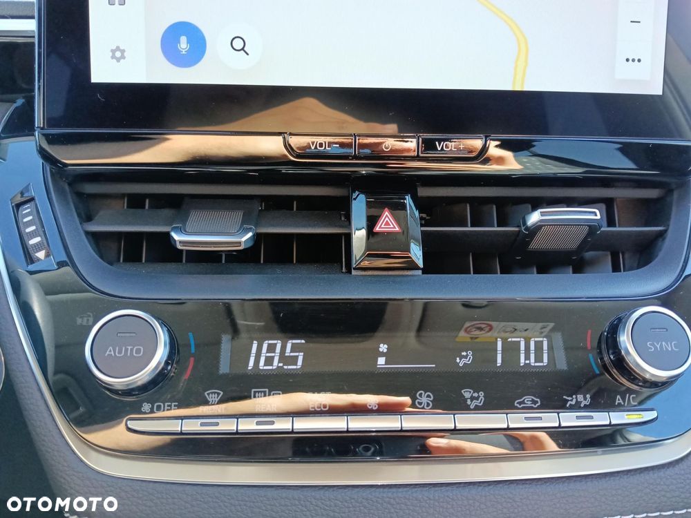 Toyota Corolla 1.8 Hybrid Style - 22