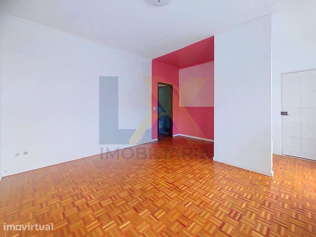 Casa Andar de Moradia T2 com Quintal e Anexo na Gafanha da Nazaré - Grande imagem: 2/15
