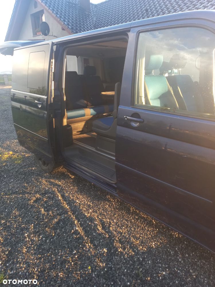 Volkswagen Multivan - 11