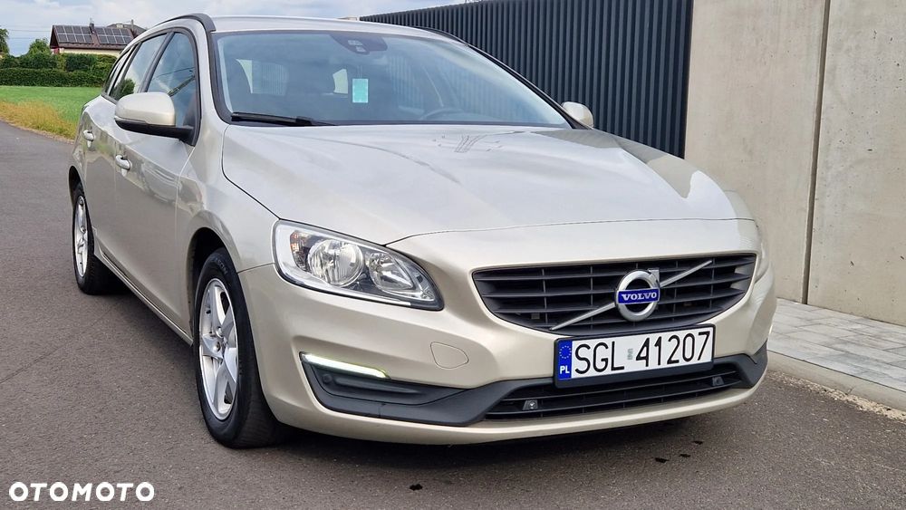 Volvo V60 D4 Drive-E Momentum - 2