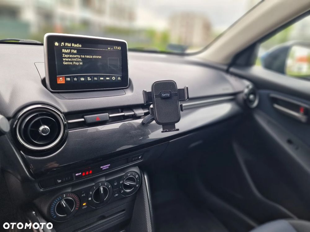 Mazda 2 1.5 Skyenergy - 11