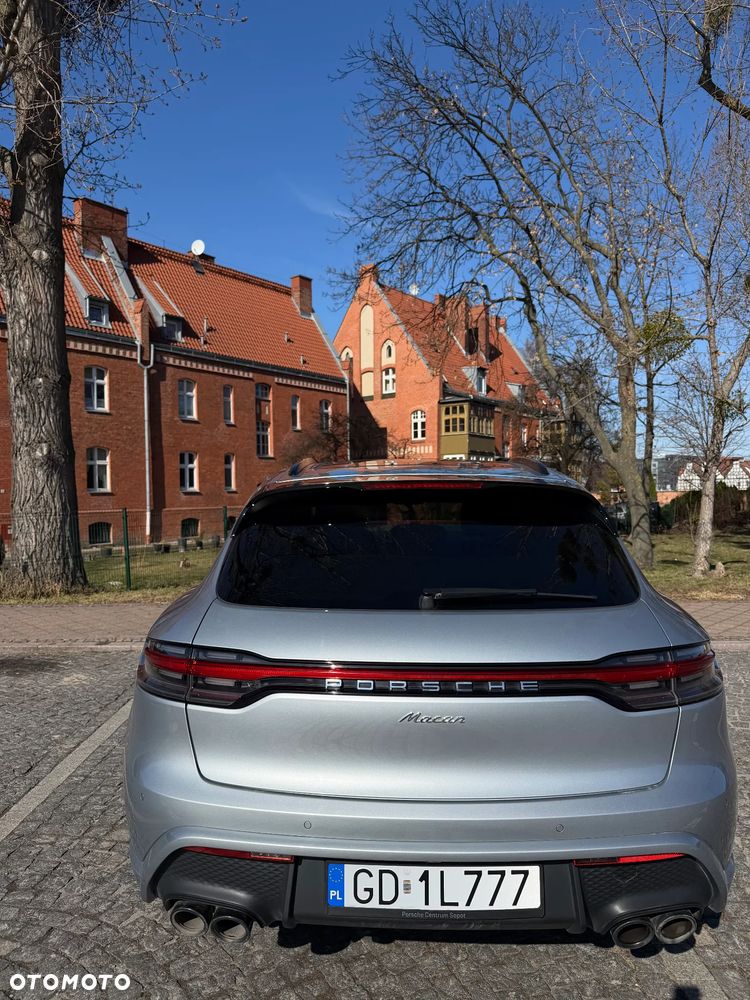 Porsche Macan Standard - 2
