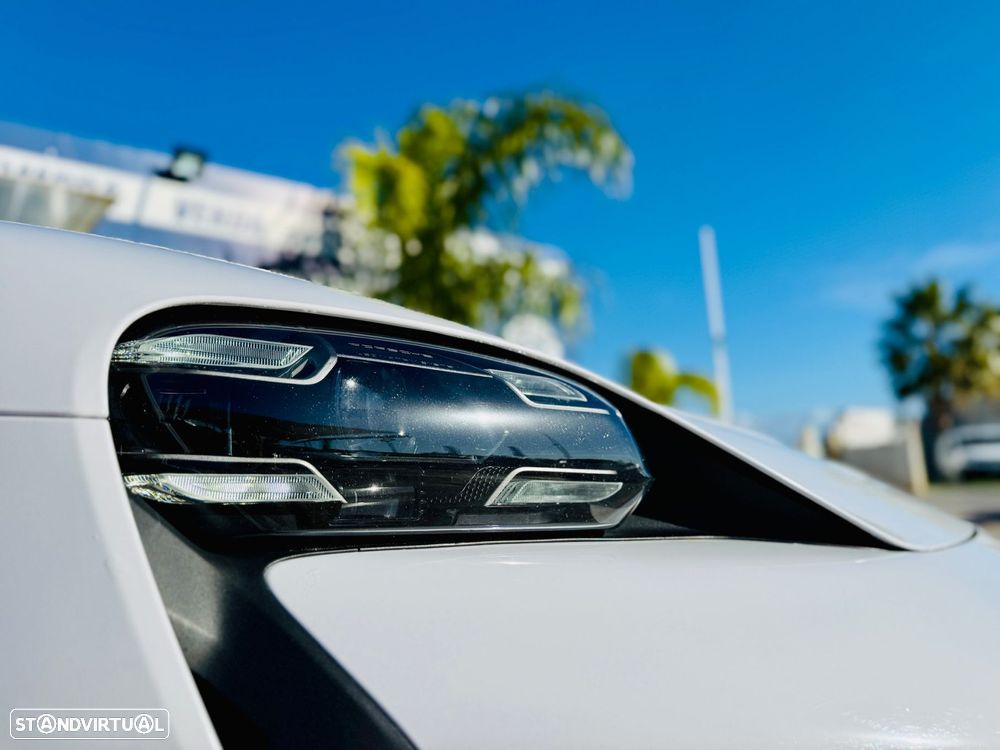 Porsche Taycan 4S - 2