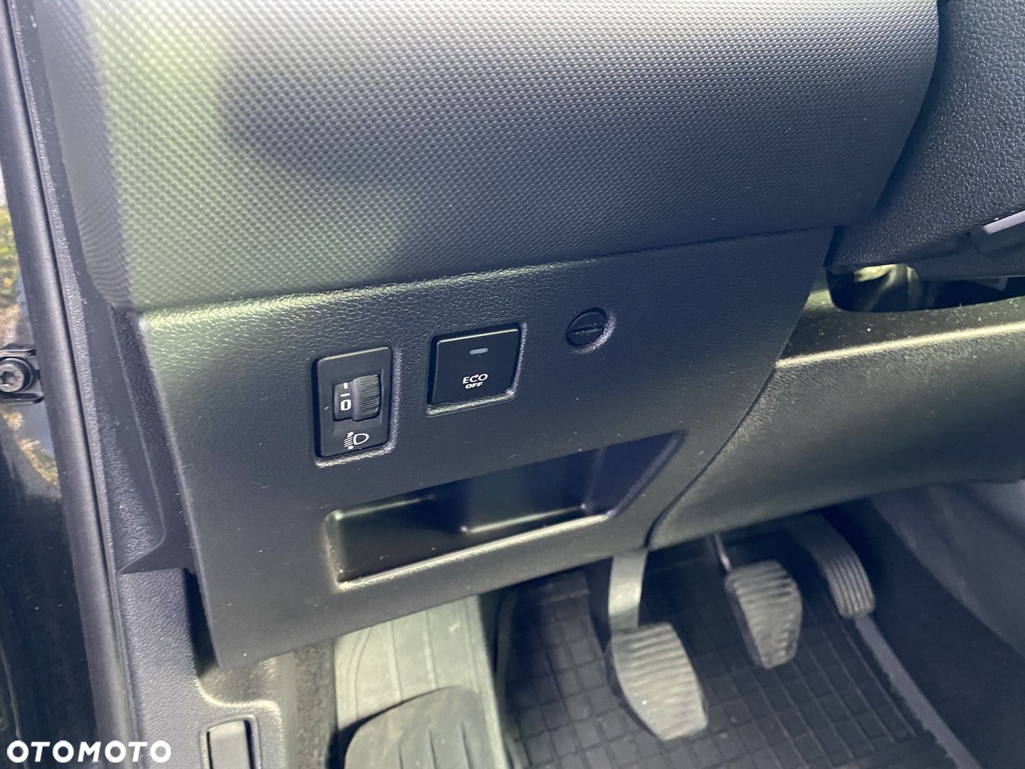 Peugeot 308 1.6 e-HDi Style STT - 16