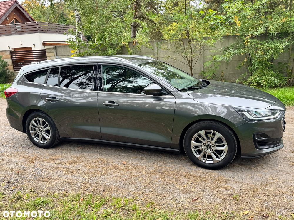 Ford Focus 2023 photo 3
