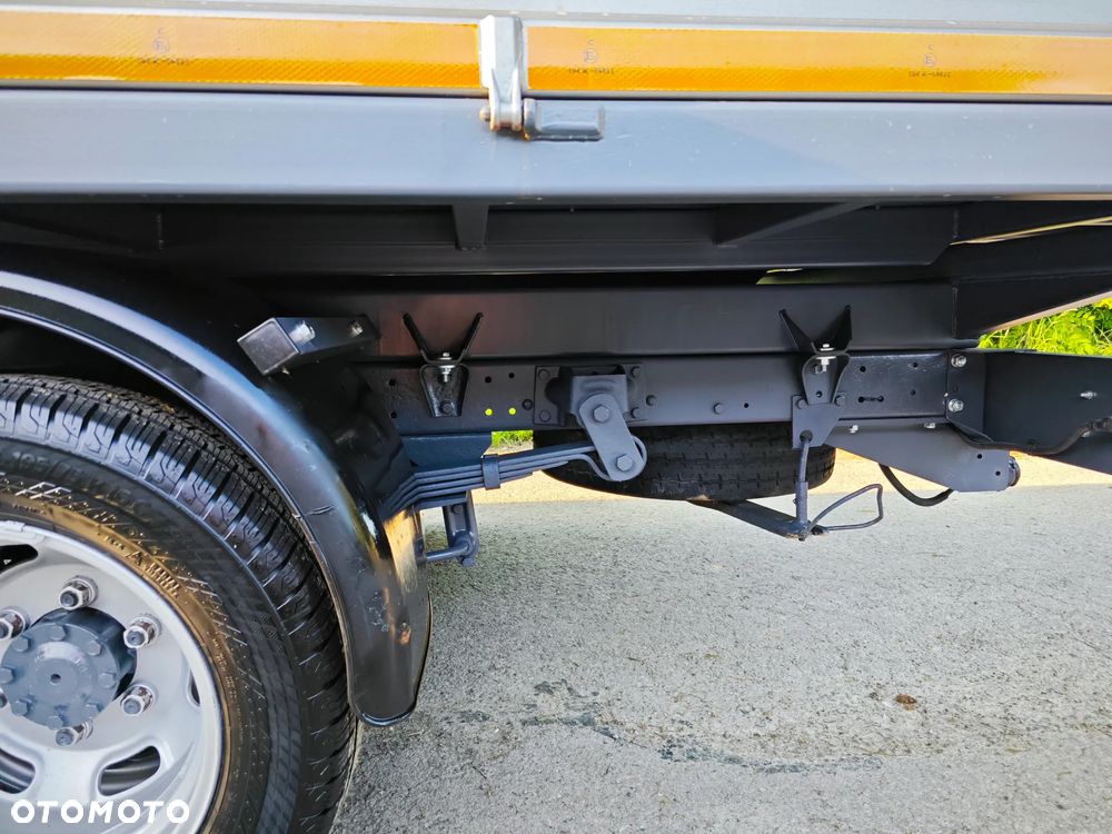 Iveco 35C15 35 C 15 DOKA Kiper 3 stronny NOWY, Wywrot, Bliźniak, 3,5t HAK 7osobowy, 121tyś km - 6