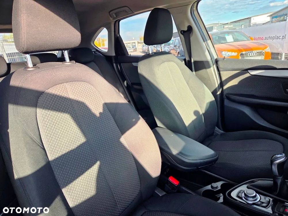 BMW Seria 2 218i Luxury Line - 31