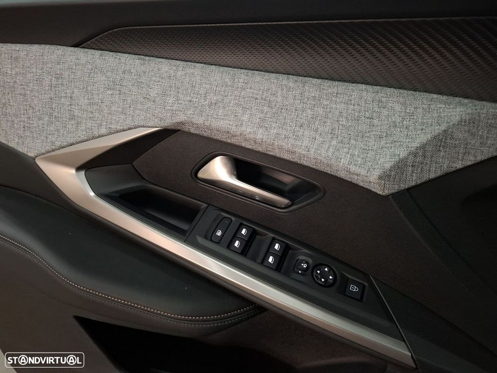 Peugeot 3008 1.2 Hybrid Allure e-DCS6 - 23