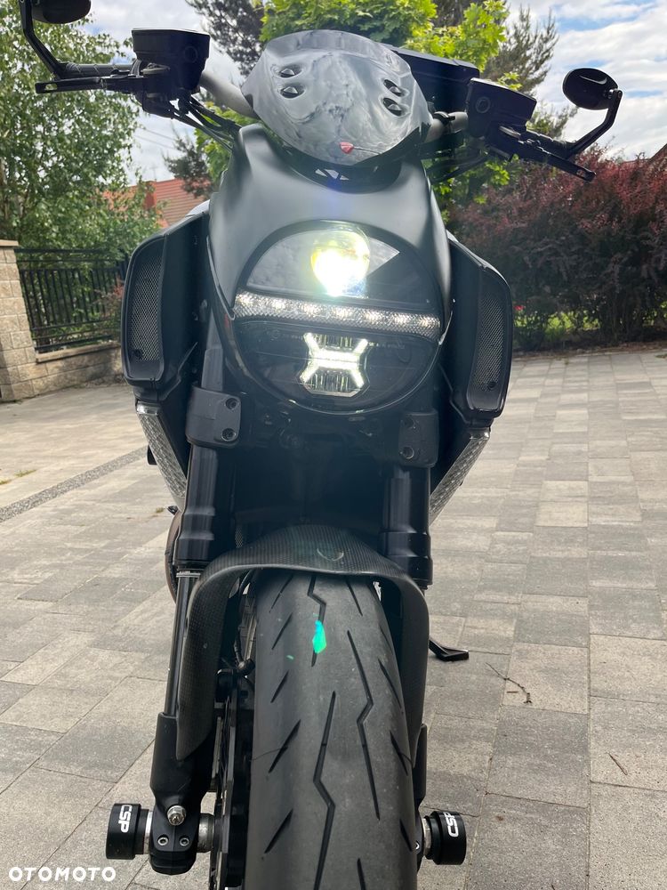 Ducati Diavel - 1