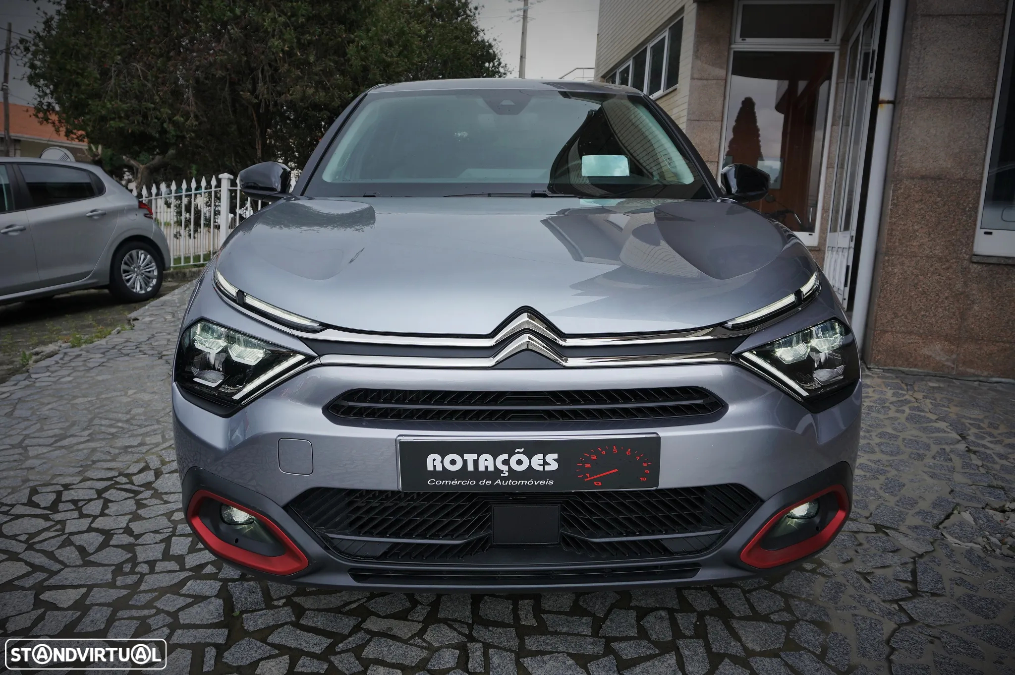 Citroën C4 PureTech 130 Stop&Start SHINE - 2