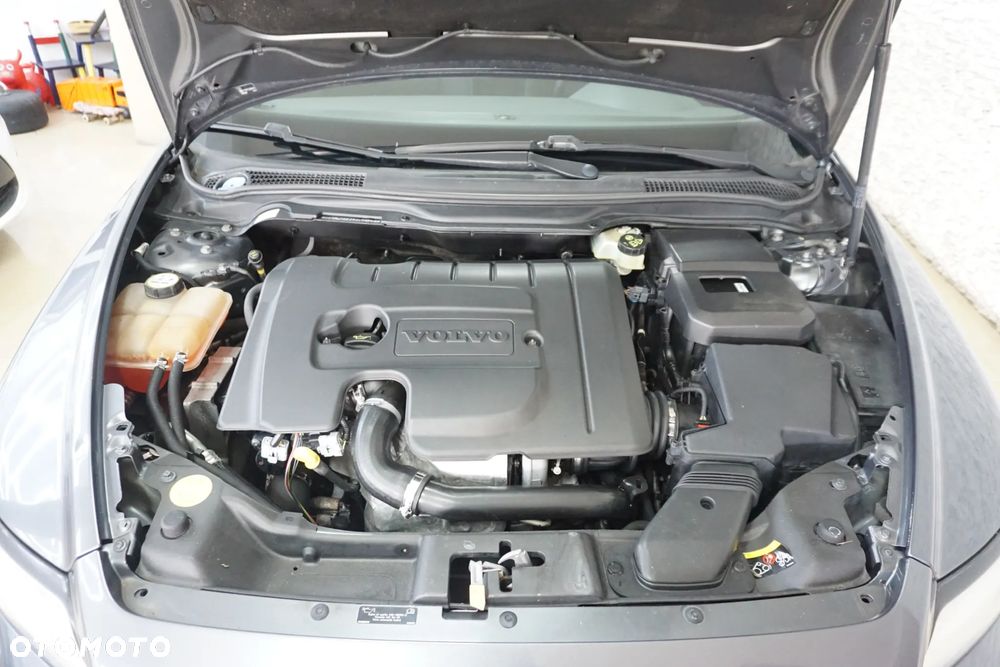 Volvo V50 DPF DRIVe - 12