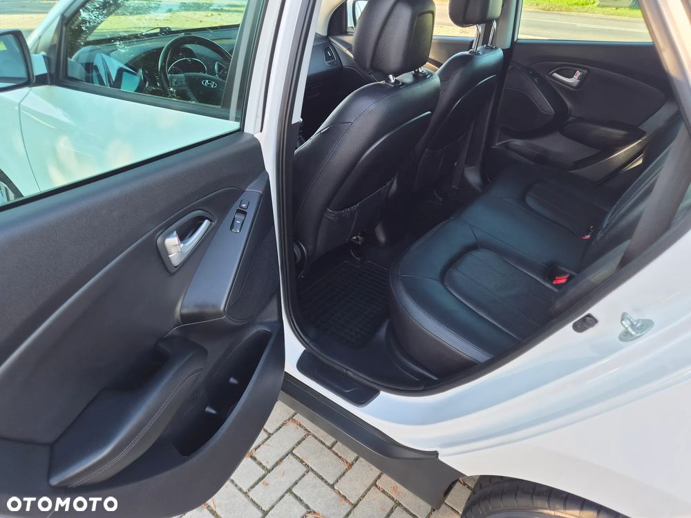 Hyundai ix35 1.7 CRDi Premium 2WD - 11