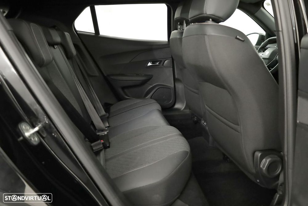 Peugeot 2008 1.2 Hybrid Allure e-DCS6 - 21