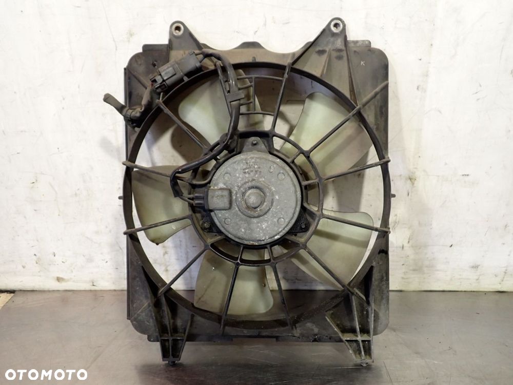 WENTYLATOR CHŁODNICY HONDA CIVIC 1.4 VIII FD3 - 1