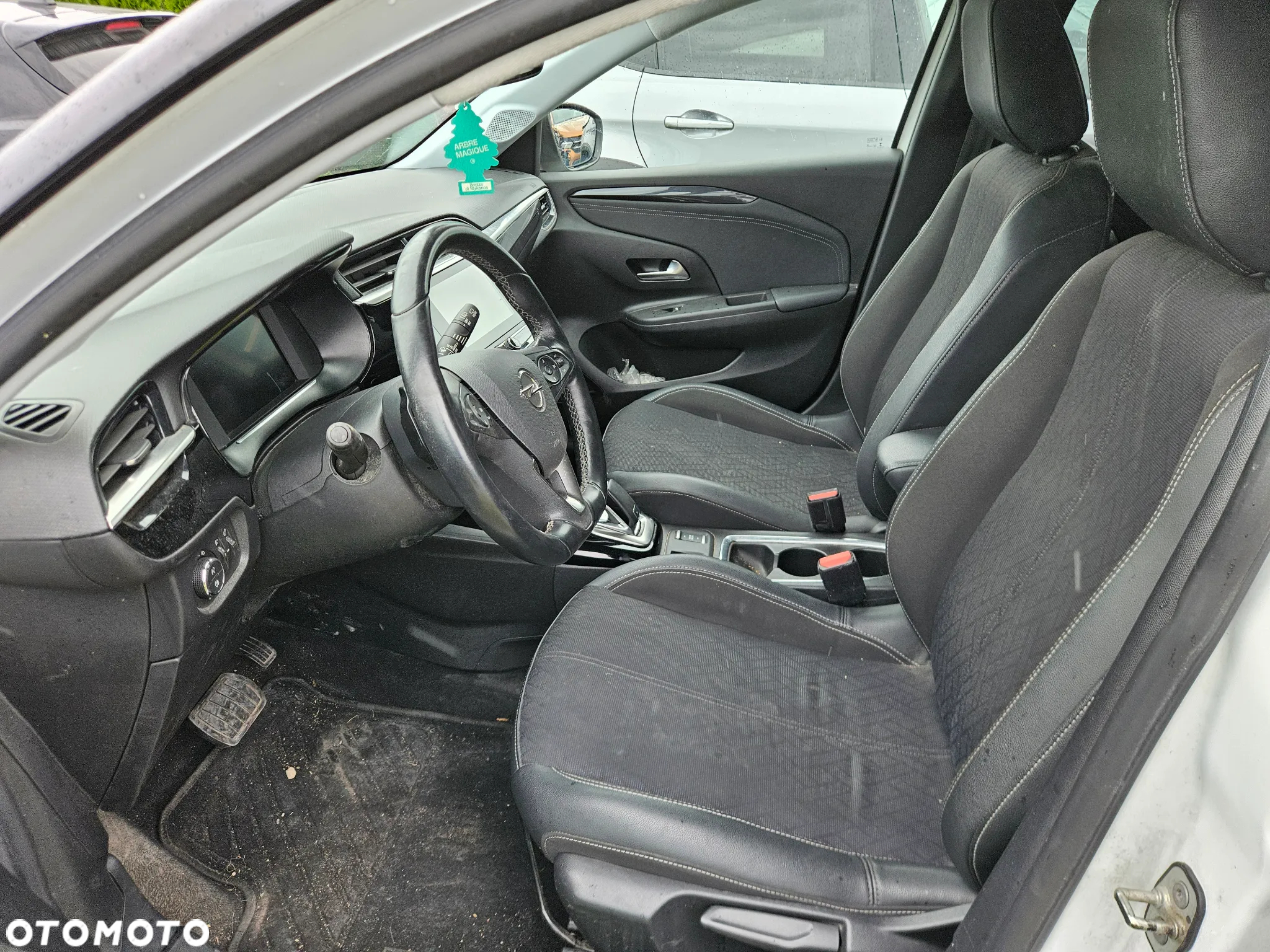 Opel Corsa 1.2 Direct Injection Turbo Automatik Edition - 10