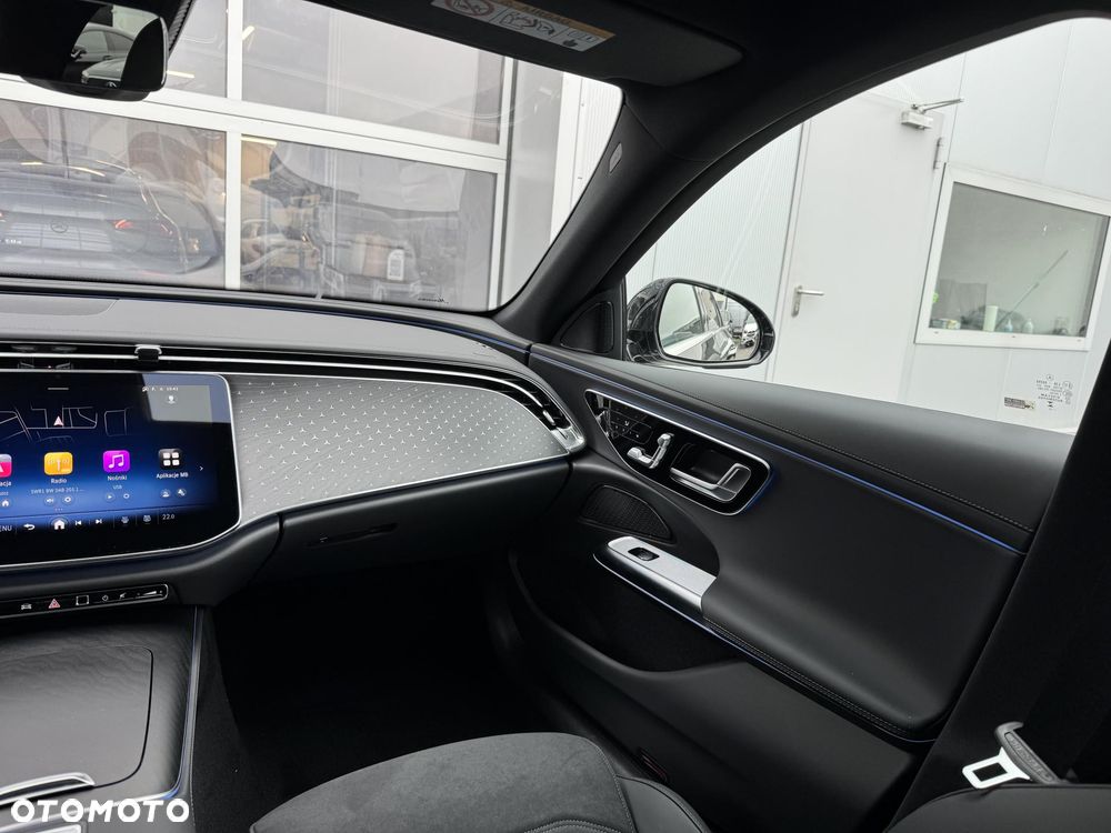 Mercedes-Benz Klasa E 220 d mHEV 4-Matic AMG 9G-Tronic - 16