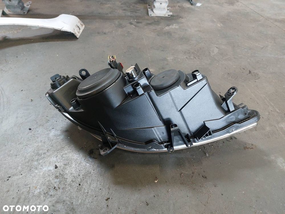 MASKA + BŁOTNIK LEWY PRZÓD PEUGEOT 307 I EZR - 8