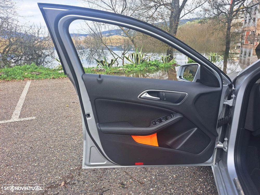 Mercedes-Benz A 180 CDI (BlueEFFICIENCY) Style - 11