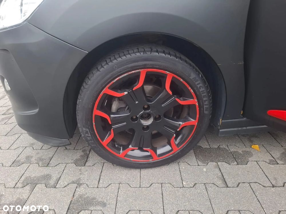 Citroën DS3 1.6 THP SportChic - 22