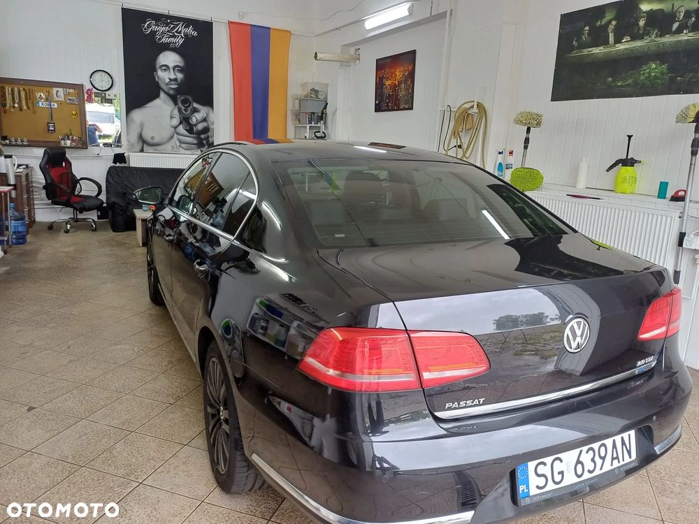 Volkswagen Passat 2.0 TDI 4Mot Highline DSG - 3