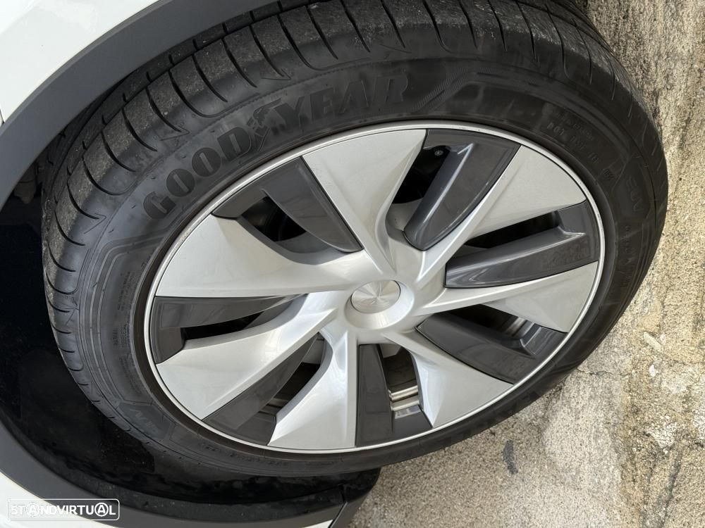 Tesla Model Y Long Range Tração Integral - 5