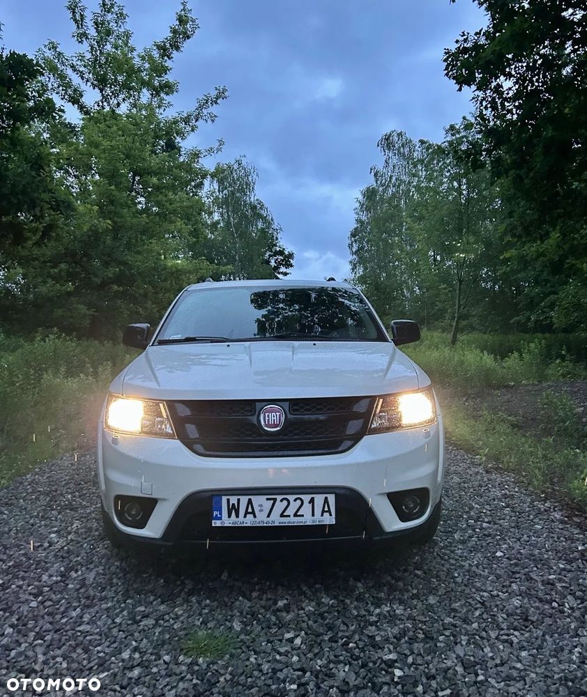 Fiat Freemont 2.0 Multijet Black Code AWD - 1