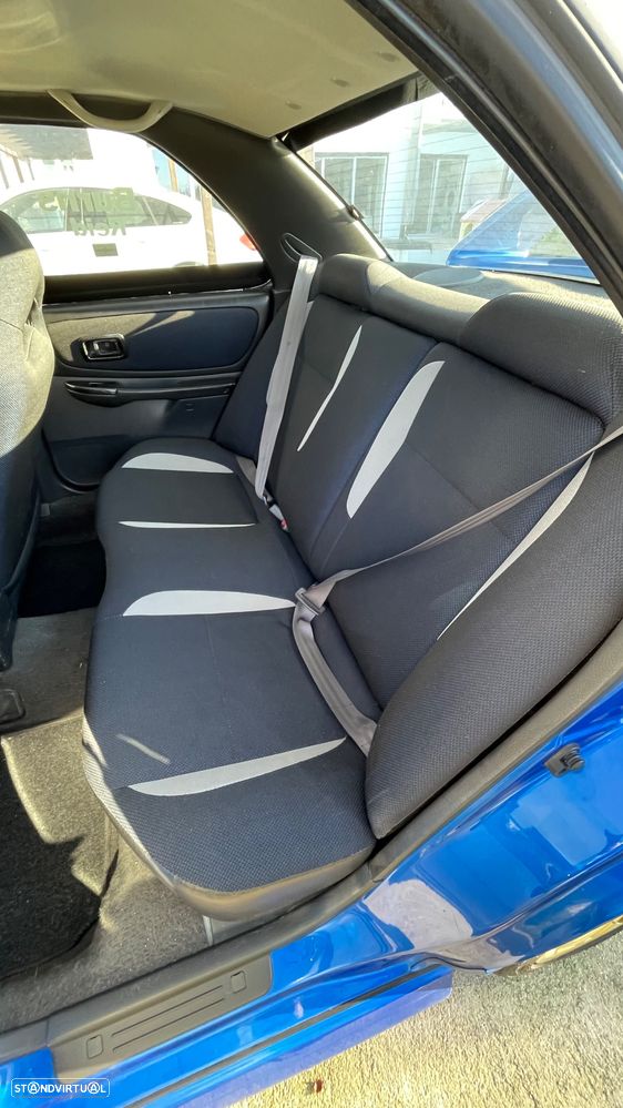 Subaru Impreza Sedan 2.0 WRX - 10