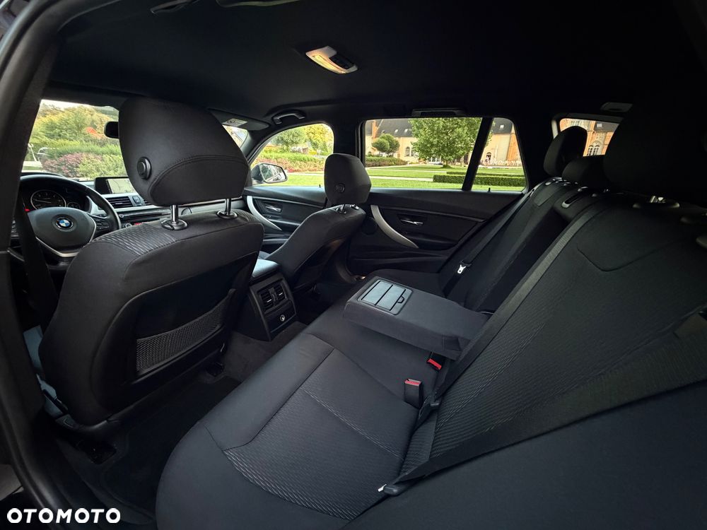 BMW Seria 3 318d Advantage - 15