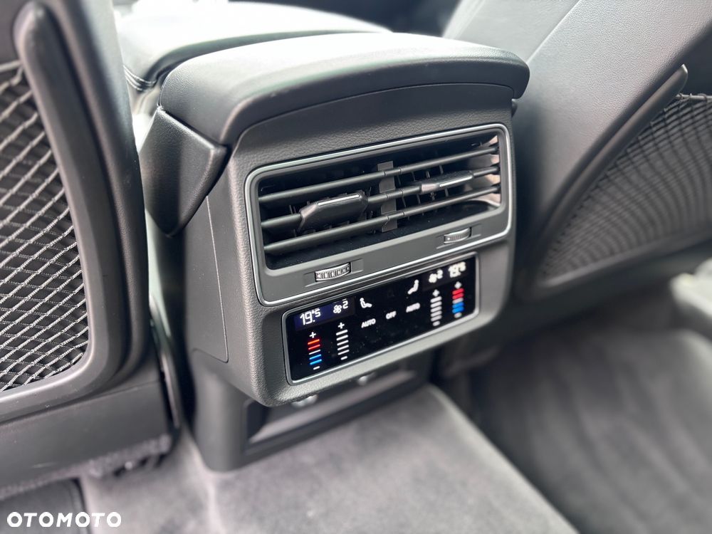 Audi Q8 45 TDI mHEV Quattro Tiptronic - 22
