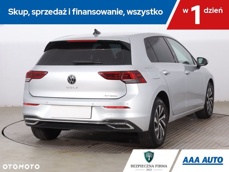 Volkswagen Golf - 7