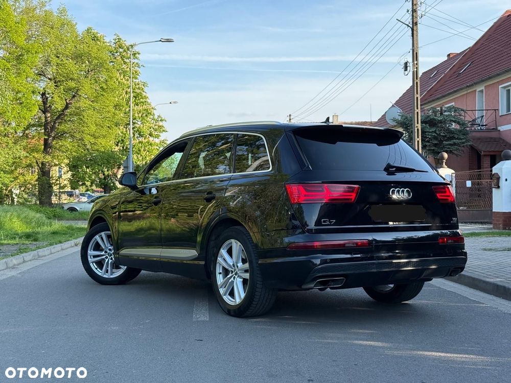 Audi Q7 3.0 TDI ultra Quattro Tiptronic - 7