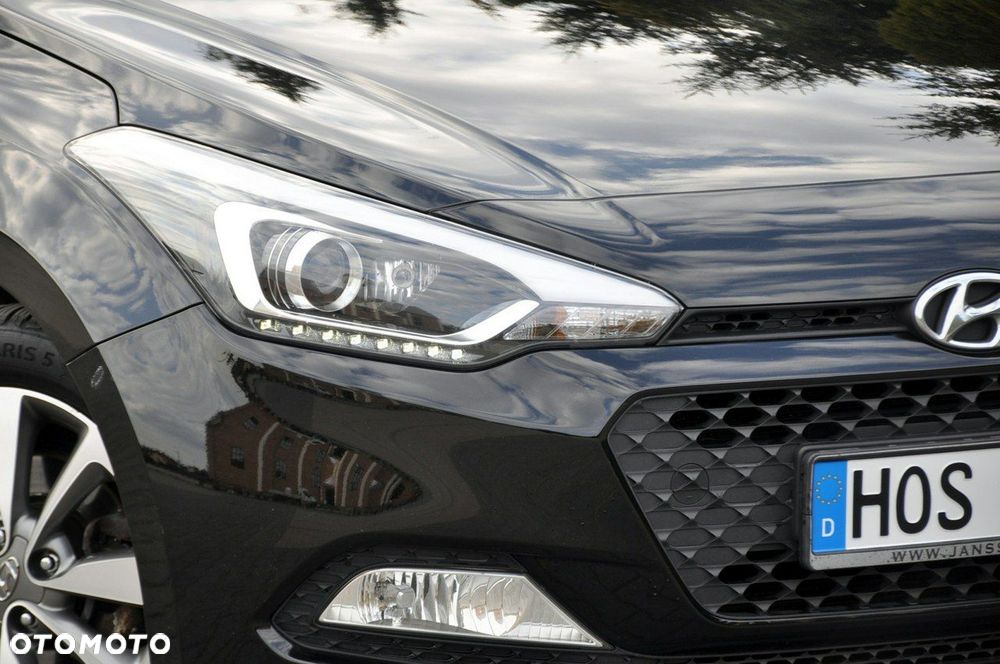 Hyundai i20 - 12