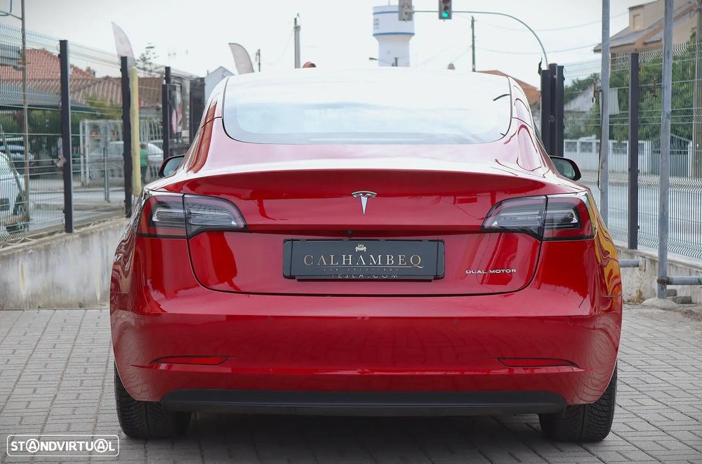 Tesla Model 3 Long-Range Dual Motor AWD - 32