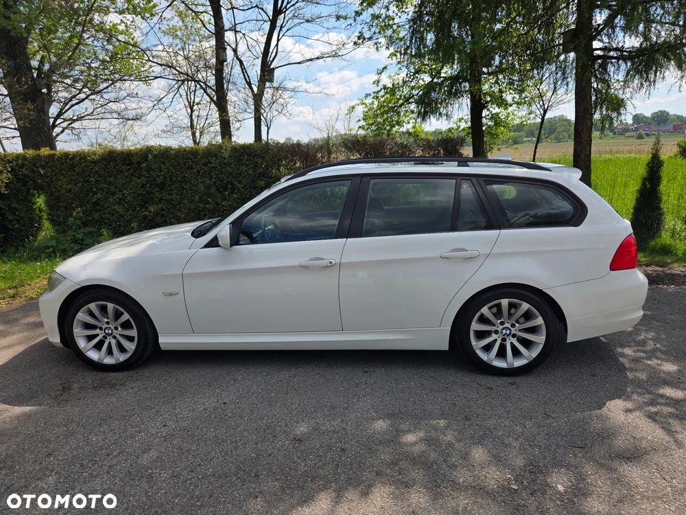 BMW Seria 3 318i Edition Exclusive - 5