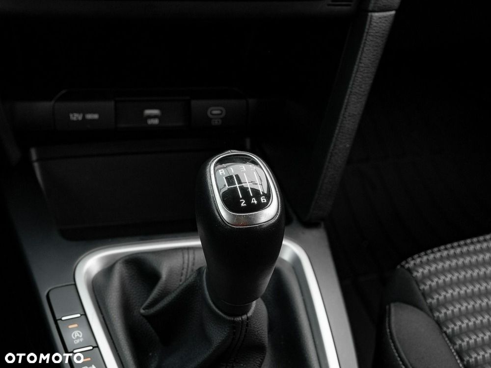 Kia Ceed - 15