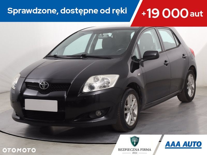 Toyota Auris - 2