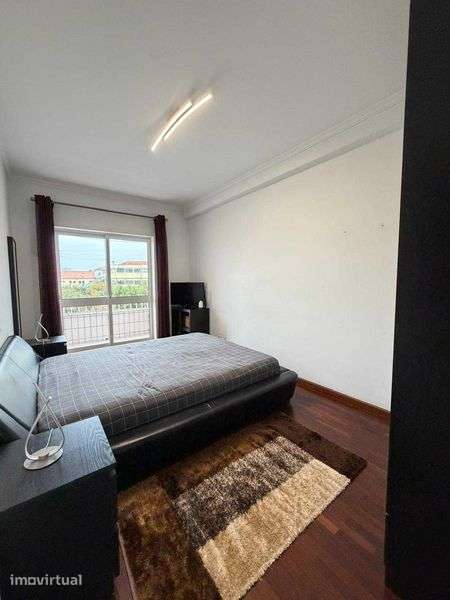 Apartamento T3 à venda na Rua José Bonaparte, 188 - Grande imagem: 3/12