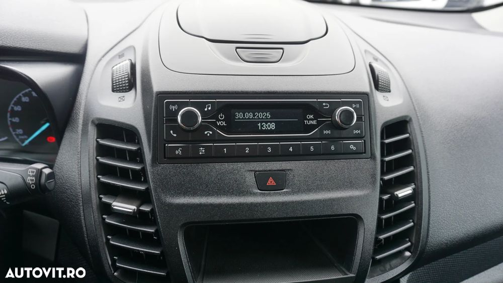 Ford Transit Connect - 20