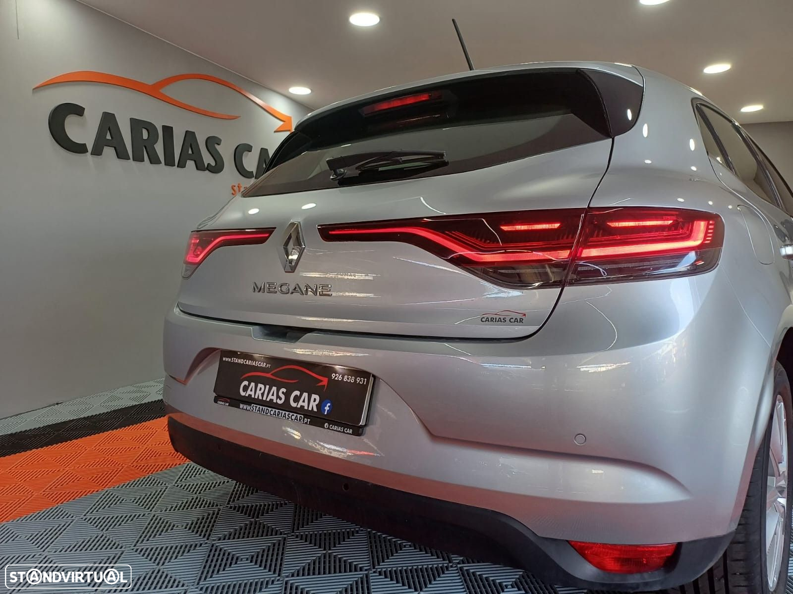 Renault Mégane 1.5 Blue dCi Intens - 9