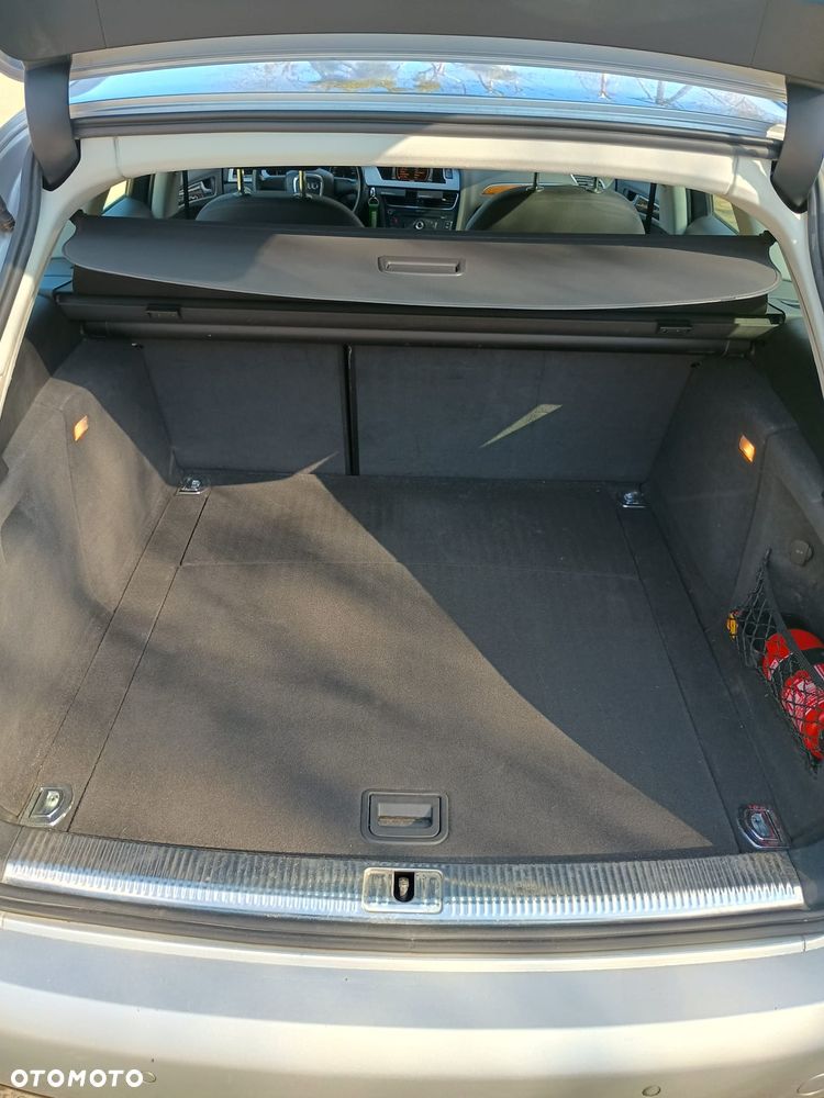 Audi A4 Avant 2.0 TDI Multitronic - 8