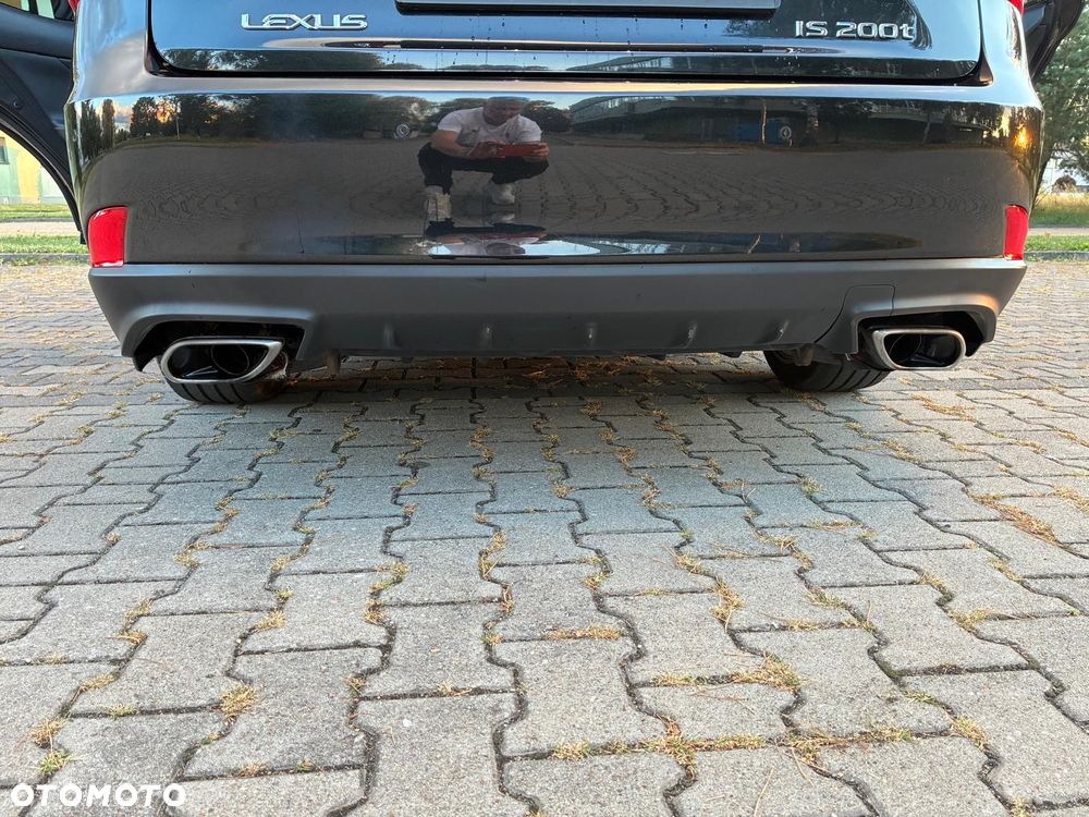 Lexus IS 200t Elegance - 11