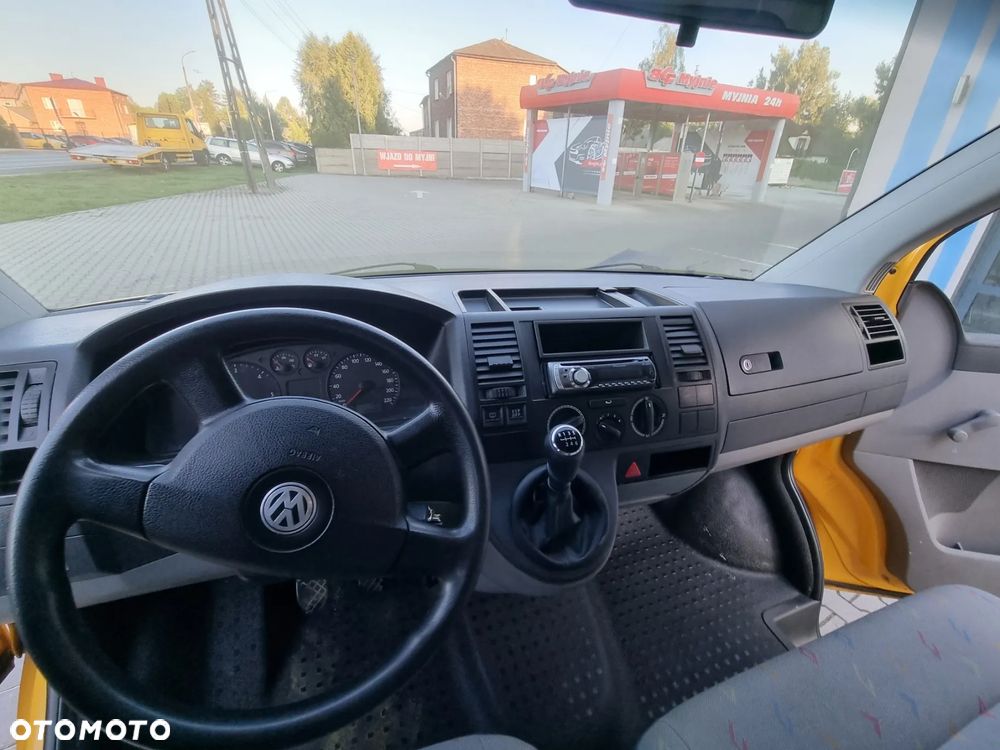 Volkswagen T5 - 28