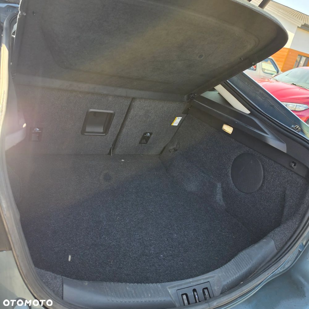 Ford Mondeo 2.0 TDCi Ambiente PowerShift - 16