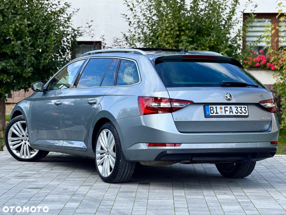 Skoda Superb 2.0 TDI Sportline DSG - 15
