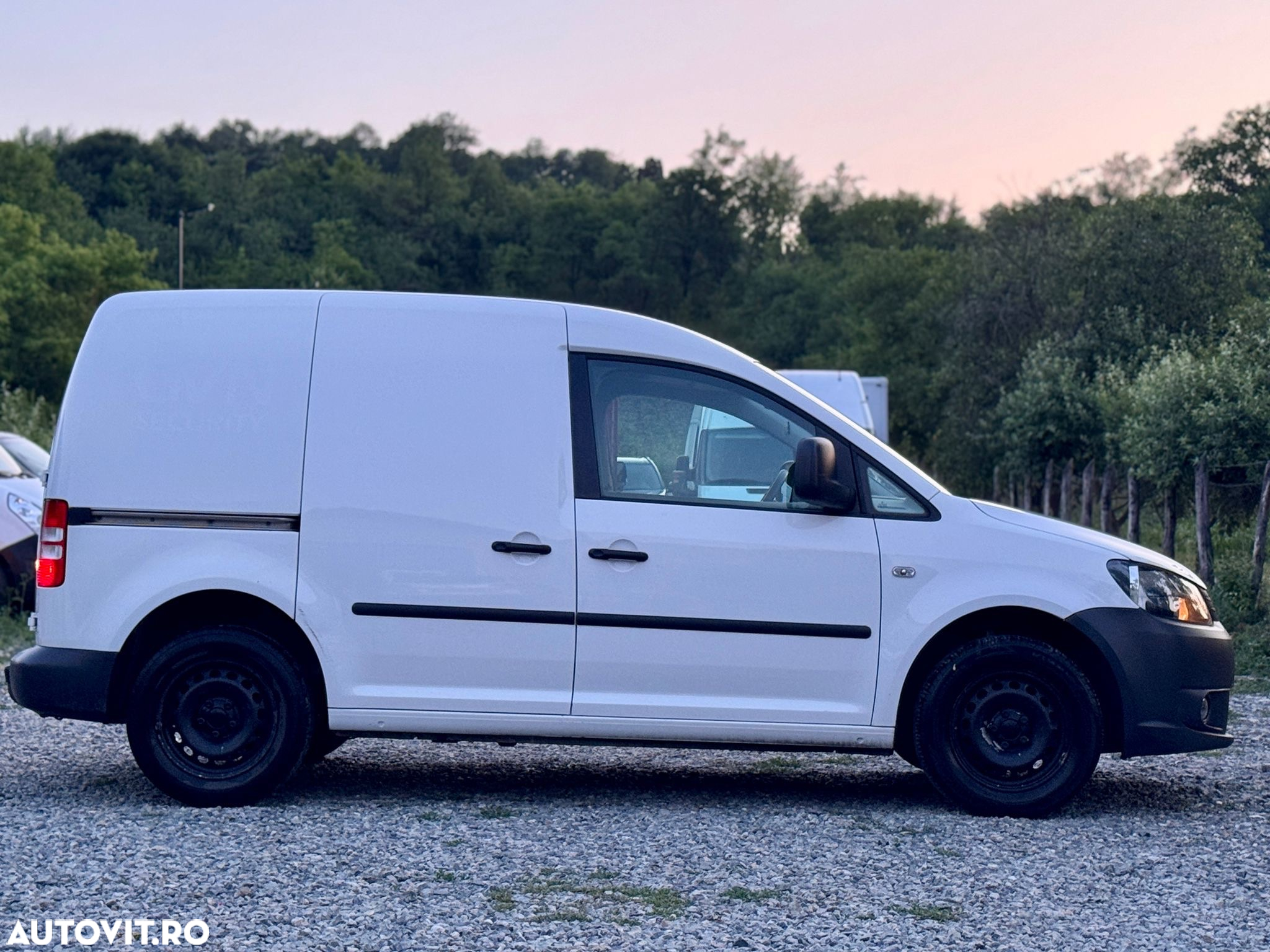 Volkswagen Caddy - 6