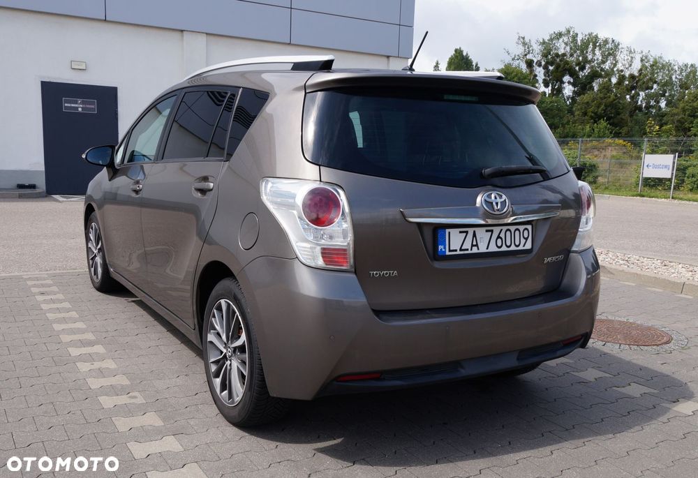 Toyota Verso 1.8 Prestige MS 7os EU6 - 6
