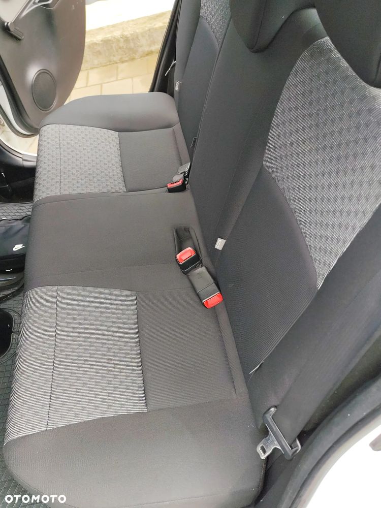 Mitsubishi Lancer 1.8 Inform - 16
