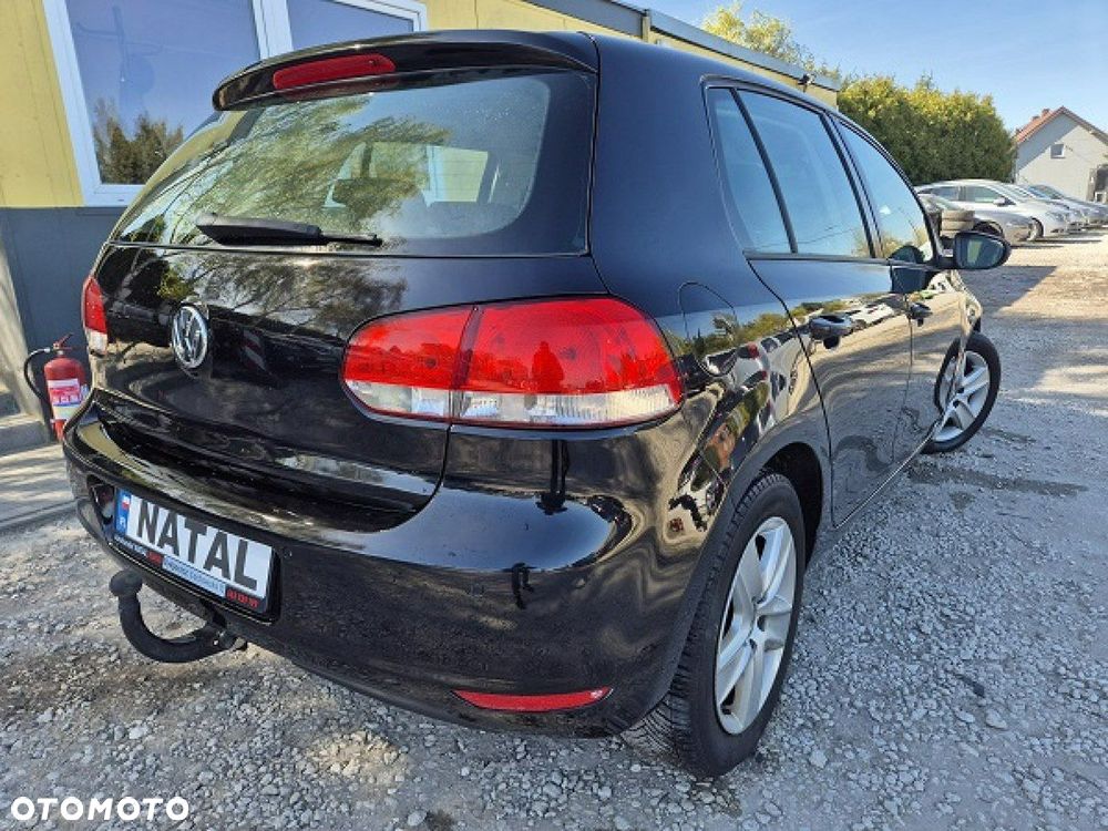 Volkswagen Golf - 2